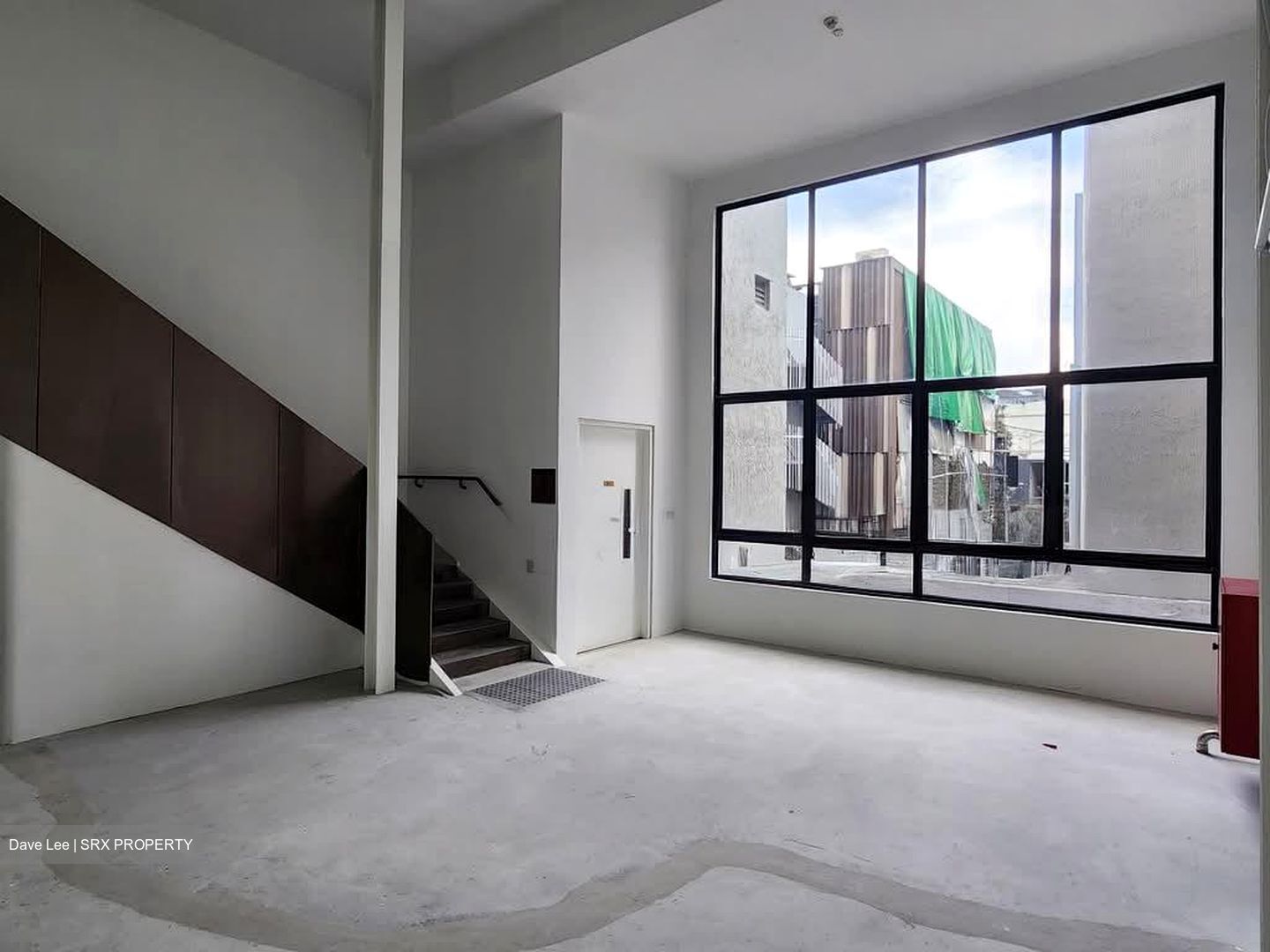 North Canal Road (D1), Office #595207281